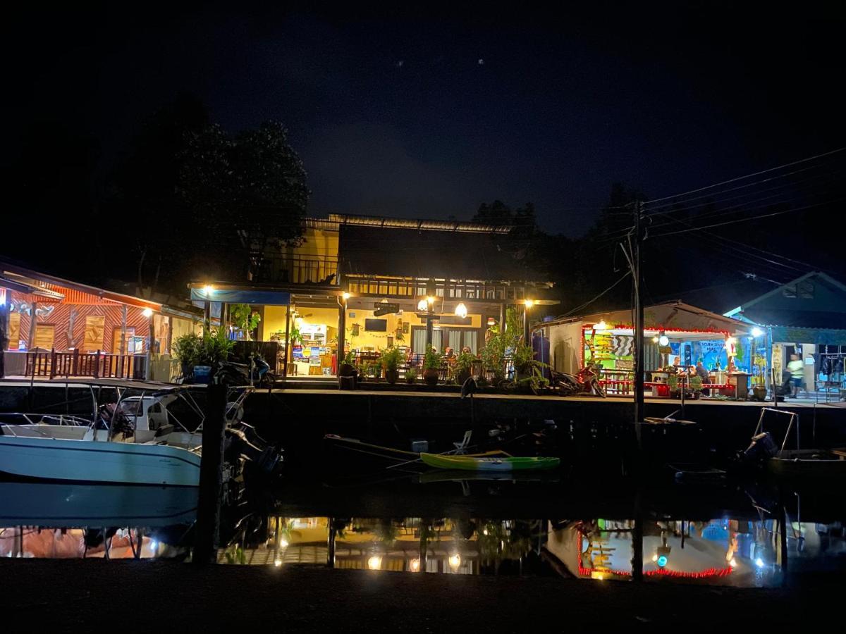 Baan Rabieng Talay Homestayบ้านระเบียงทะเล โฮมสเตย์เกาะกูด Ko Kut Exteriér fotografie