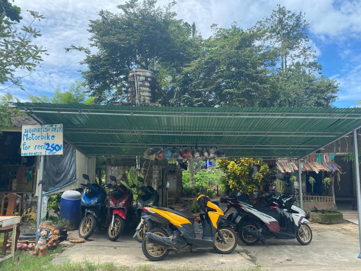Baan Rabieng Talay Homestayบ้านระเบียงทะเล โฮมสเตย์เกาะกูด Ko Kut Exteriér fotografie